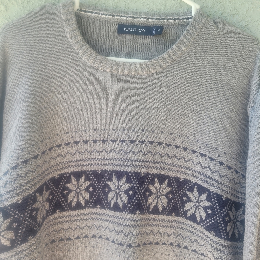 Nautica Crewneck Sweater Mens Graphic Sweater Ski Snowflake Nordic Gray